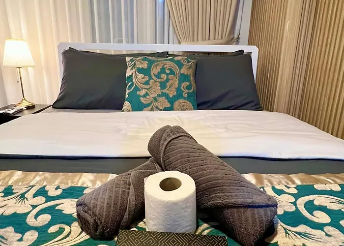 Budget-stay Across Naia Terminal 3 With 500mbps Wifi And Free Netflix Access Apartahotel Manila