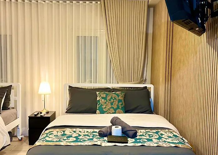 Apartahotel Budget-stay Across Naia Terminal 3 With 500mbps Wifi And Free Netflix Access